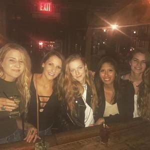 Meet your Posher, Whitney